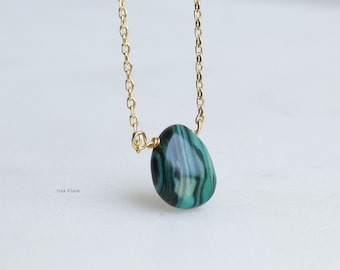 Dainty Malachite Precious Stone Pendant Necklace, Polished, Semi Precious, Natural, Delicate, Minimalist Jewelry, Bridesmaid her Gift