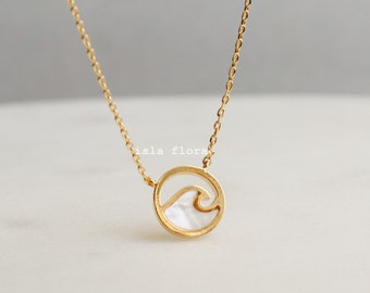 Mother of Pearl White Shell Wave Coin Pendant Necklace, Dainty Gold Plated, Ocean-Inspired, Delicate, Minimal Jewelry, bridesmaid Gift Her