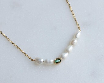Green Cubic Point Pearl Bar Necklace, Small Gold Plated, Ocean-Inspired, Delicate, Minimal Jewelry, bridesmaid Gift Meaning Her