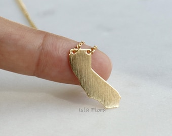 18k Gold-Dipped Brushed California State Pendant Necklace, Golden State Pride, Fine Delicate, Minimalist Jewelry, Dainty Necklace Charm Gift