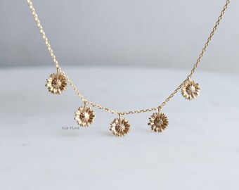 18k Gold Dipped Multiple Mini Sunflower Pendant Necklace, Delicate, Nature-inspired Jewelry, Dainty Sun, Minimalist Jewelry, Layering Gift