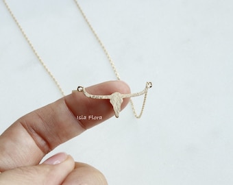Simple Long Horn Bull Brushed Pendant Necklace, Western Charm Texas Long Horns, Dainty 18k Minimalist Layering Necklace Bridesmaid Game Gift
