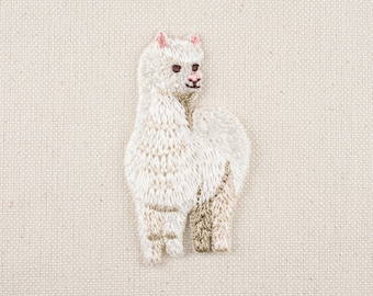 Alpaca Iron On Patch: Embroidered Animal Emblem, Japan
