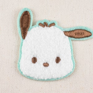 Pluizige Pochacco Karakter Opstrijkpatch Borduurwerk Decoratieve appliqué DIY Japan Cartoon Embleem Japan Voor Tas Jas