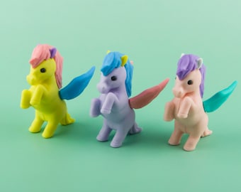 Adorable gomme Pegasus en caoutchouc Iwako Japon « couleurs disponibles » cheval animal