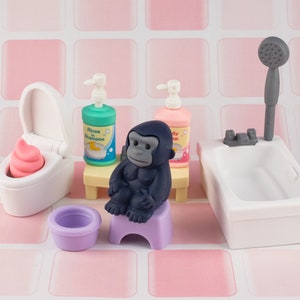 Gorilla in bagno Gomma da cancellare Iwako Giappone Cancelleria Confezione blister formaggio Figura Animale giapponese per il bagno