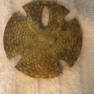 Vintage solid brass sand dollar trivet