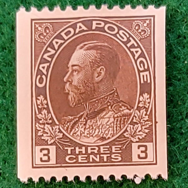 Vintage Canadian coil Stamps 1915, 1921