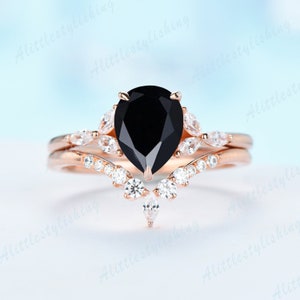 Black Onyx Wedding Ring Silver Pear Shaped Vintage Art deco Halo Ring Set Unique Bridal Set Jewelry Gift Band For Marquise Diamond