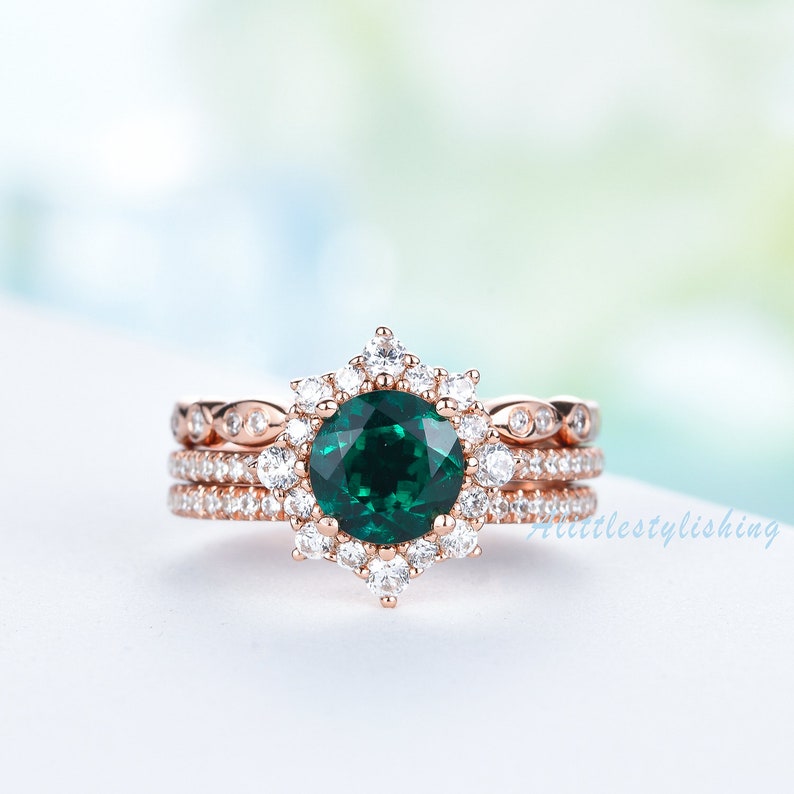 Emerald engagement ring set rose gold 10K/14K emerald ring vintage may birthstone ring moissanite wedding ring 3pcs bridal ring set image 1