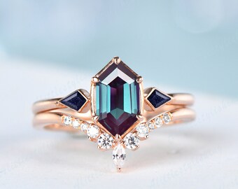 Unique long hexagon cut alexandrite engagement ring alexandrite curve ring blue kite gemstone wedding ring art deco promise ring for women