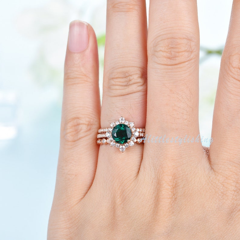 Emerald engagement ring set rose gold 10K/14K emerald ring vintage may birthstone ring moissanite wedding ring 3pcs bridal ring set image 4