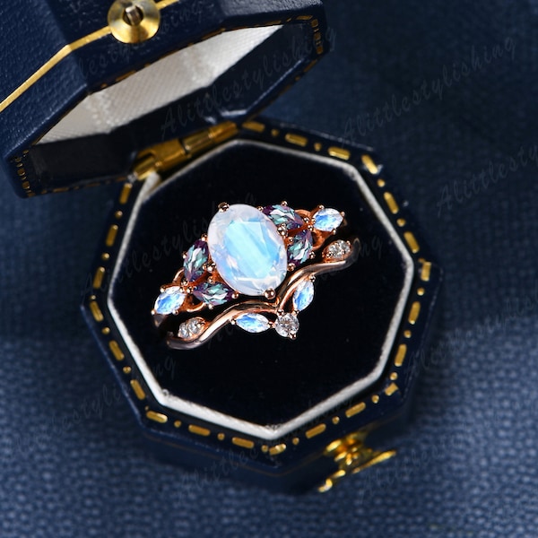 Oval Moonstone Wedding Ring Set, Marquise Alexandrite Ring, Moonstone Alexandrite Engagement Rings for Women, June Birthstone, Bridal Set