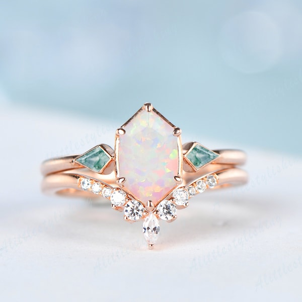 Ethianpian Fire Opal Engagement Ring Vintage Kit Shaped Gold Moss Agate Opal Ring Opal Bridal Set Ring Unique Moissanite Curve Wedding Band