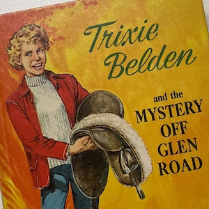Trixie Belden Deluxe Cover #5 - The Mystery off Glen Road