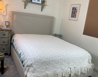 couvre-lit en coton vintage crocheté à la main avec franges