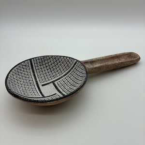 Signed Chorotega Pottery Paddle, Costa Rica Folk Art, Etched Geometric