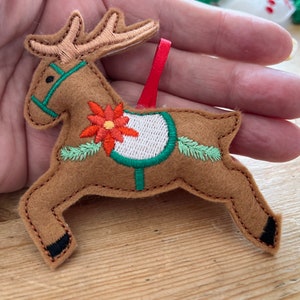 In the hoop Reindeer Charming Christmas Ornament -  Machine Embroidery Designs