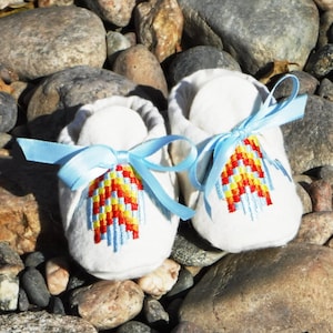 Faux Beadwork embroidery pattens -  Machine Embroidery Designs patterns also includes template to make your own baby moccasins