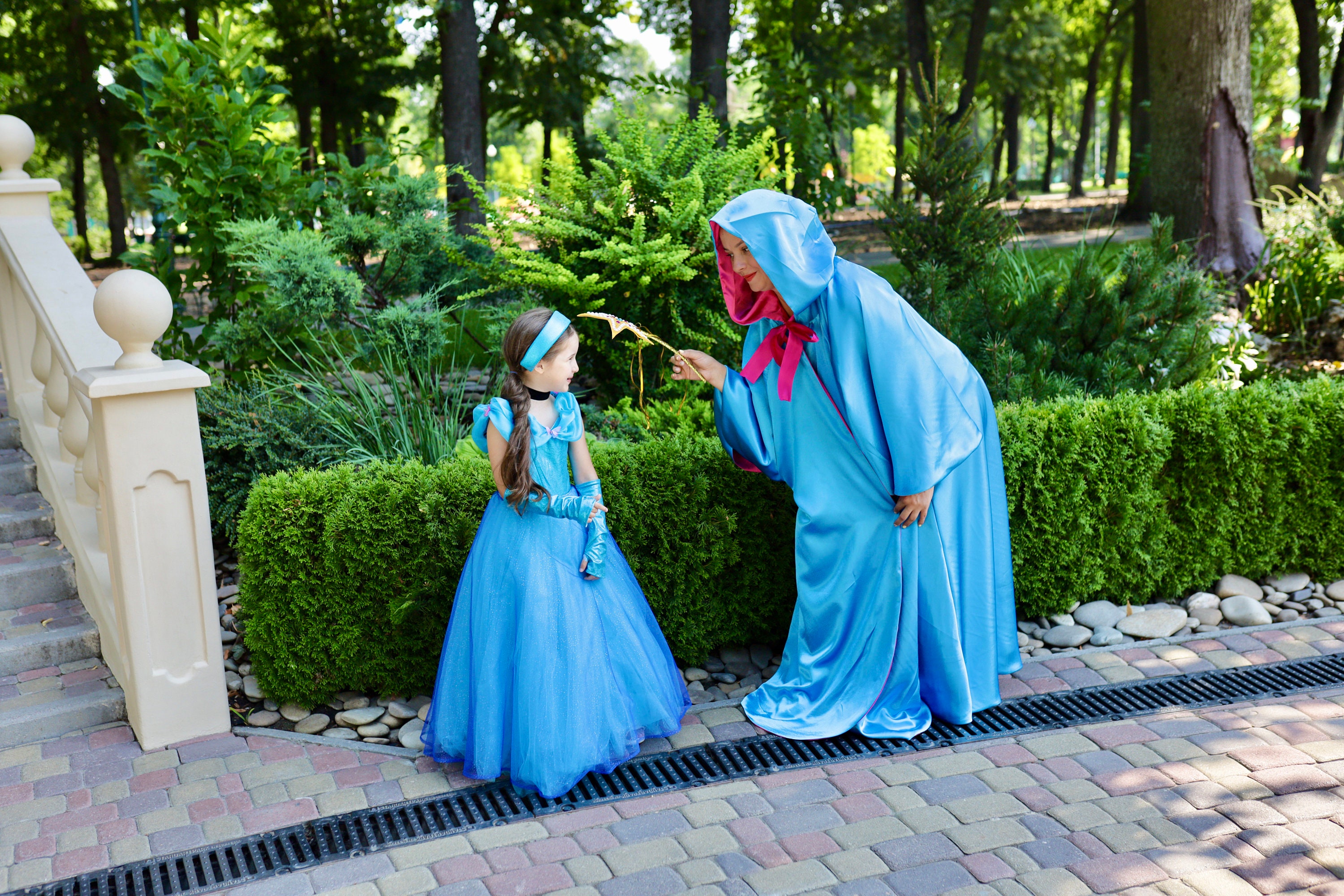 sachin and babi light blue dress Women's White Tunic Blue Skirt for Cosplay Shrek Fairy mother Costume  HC-355