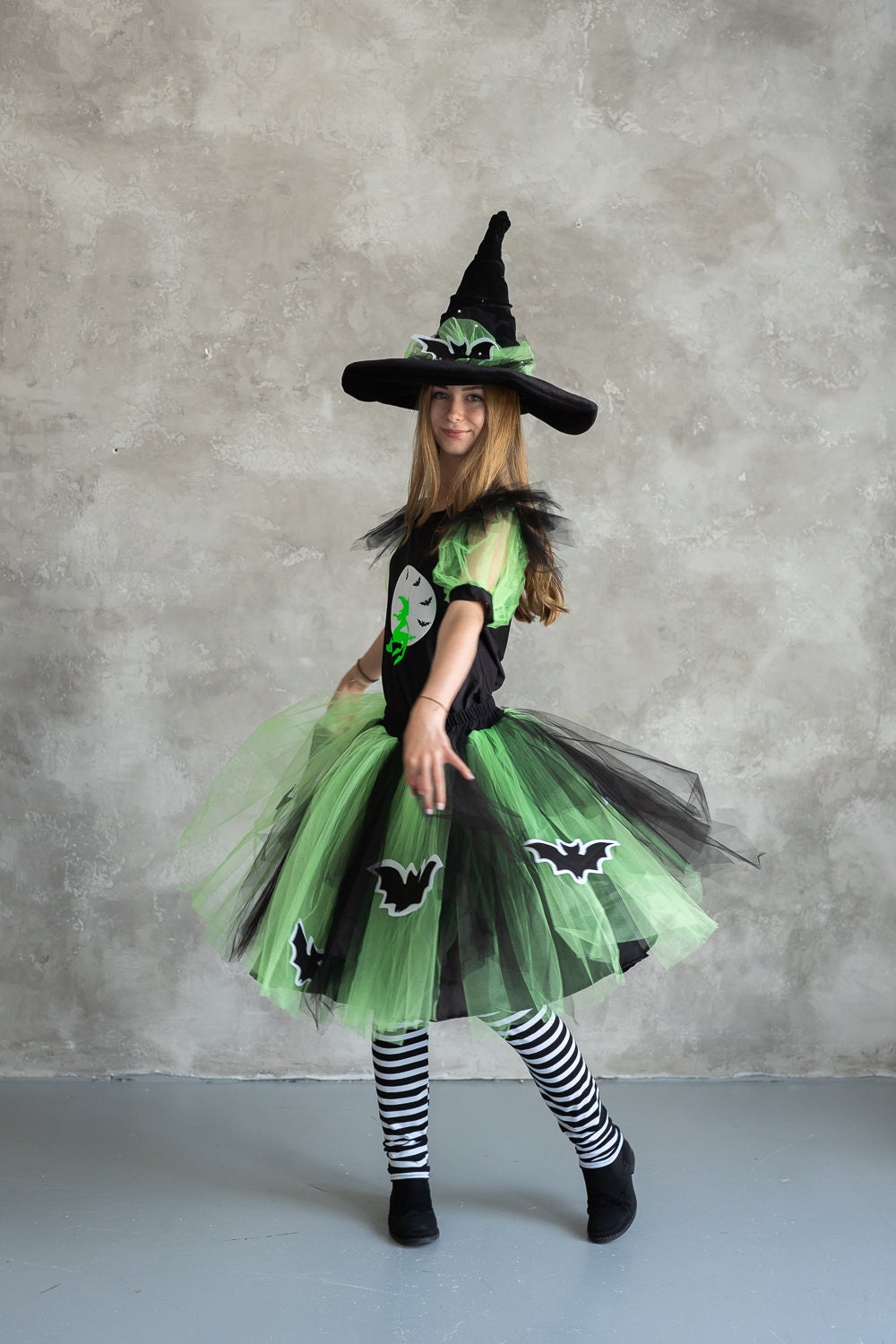 Costume Da Strega Verde Per Ragazze Con Vestito Nero, Cappello, Vernice Viso Verde E Occhiali, Taglia Unica, Per Halloween E Giornata Del Libro - 4
