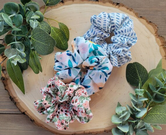 Spring hair scrunchies