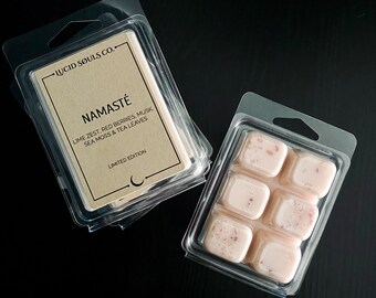 LUCID SØULS CO. Wax Melt Soja Wachs Ätherische Öle Namasté (Limited Edit.) - Limettenschale, rote Beeren, Moschuss, Seemoos & Teeblätter
