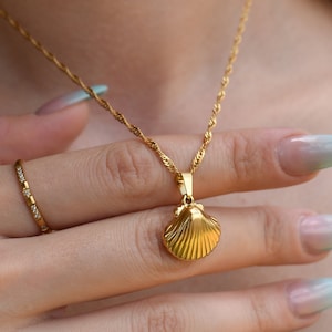Wholesale Charms - 14k gold filled SHELL Pendant Charm,Gold Filled Sea  Shell Seashell, ocean sea life Charms, Gold Filled Scallop Shell Charm,  R228-09 – HarperCrown