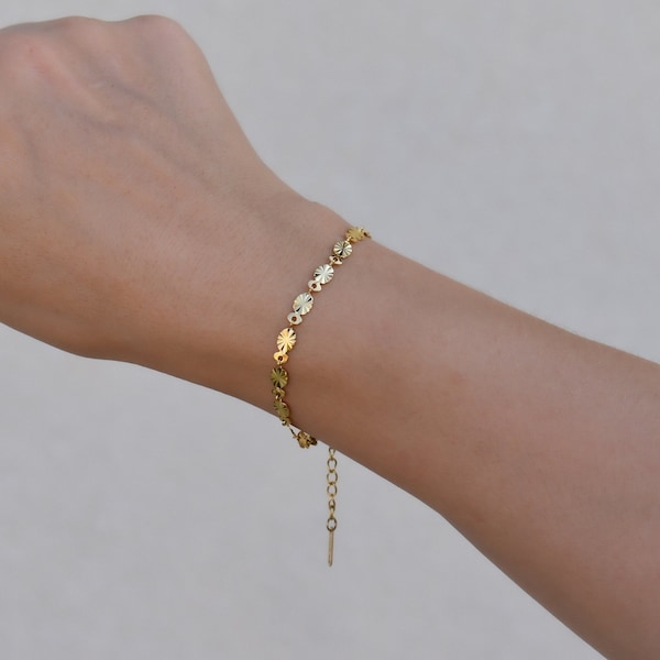 Gold Filled Fish Bracelet Classic Oval Petal Dainty Daily Bracelet Jewelry Chain Unique Gift for Her Gold Gift Mother Friend Minimalist Best