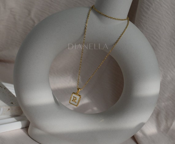 Gold Initial Letter R Necklace, Mother of Pearl Initial Necklace Name Custom Zodiac Leo Libra Cancer Capricorn Pisces, Handmade Gift for Her