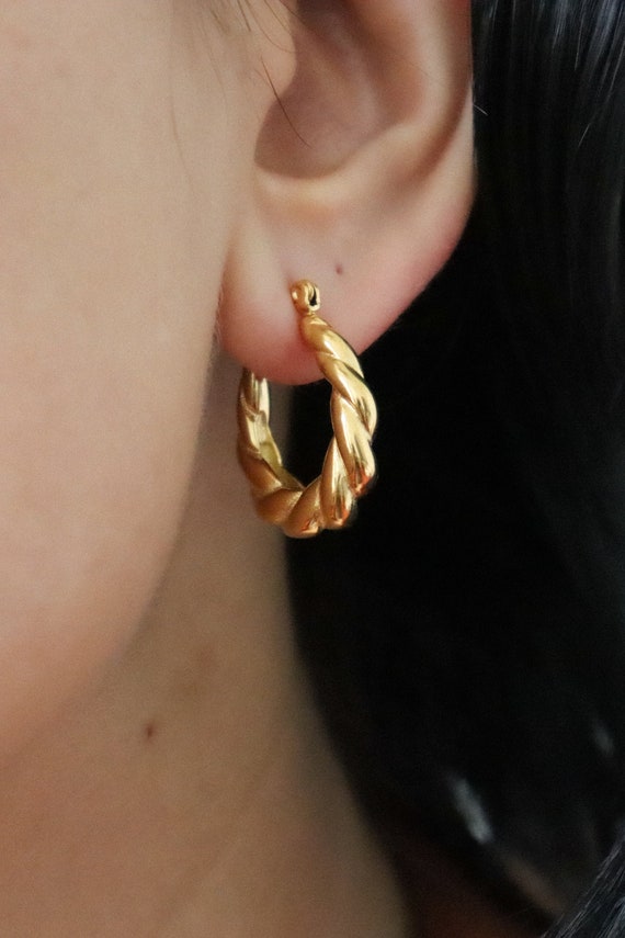 18K Gold Twisted Earrings · Women Hoop Earrings Jewelry Stainless Steel Bold Hoop Croissant Earrings Waterproof Earring Non Tarnish Jewelry