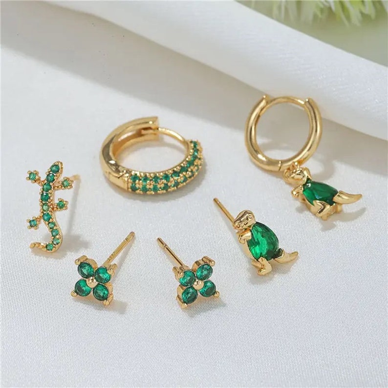 Moon Star Piercing Stud Earring Cute Animal Lizard Snake Emerald Green Earrings Set Conch Opal Earrings Cartilage Piercing Gift For Her image 3