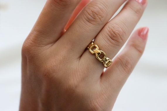 Waterproof rings gold deals