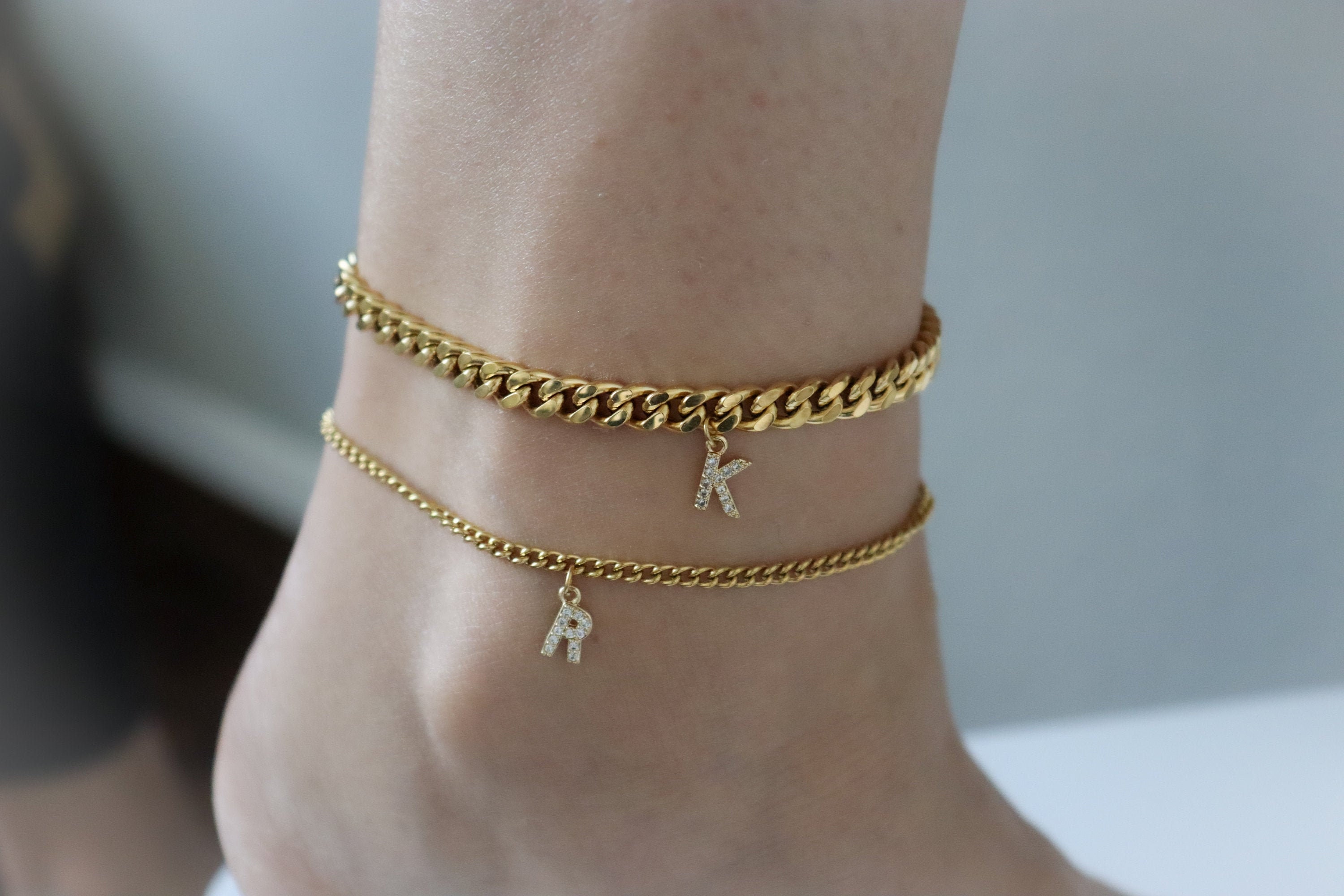 FARUZO Dangle Anklet with initials Gold