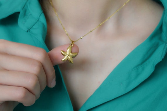 Gold Starfish Pendant, Seashell Necklaces, Beach Themed Summer Jewelry Star Fish Necklace and Earrings Gift for Her Mom Daughter Girl Mother