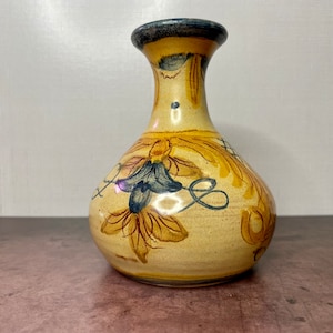 Olaria Almancil Algarve Studio Pottery Vase 4.5&quot;, Portugal, Artist Signed