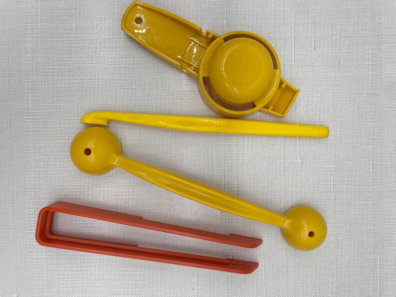 Kitchen Tools Orange Vintage Yellow, Orange Tupperware Kitchen Tools Utensils | 779-12, 1333 ...
