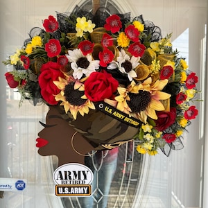 Corona de diva militar, corona de diva militar afroamericana, corona de diva afroamericana, cara de madera, pintada a mano. .