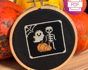 Mini Halloween Kreuzstichmuster: Geist & Skelett (PDF Download)