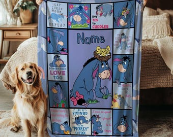 Disney Eeyore Quote deken, Winnie de Pooh Iejoor cadeaudeken, aangepaste naam Iejoor verjaardag deken, blauwe kinderkamer babydeken, NVA769