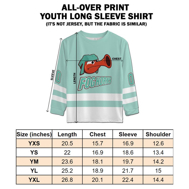 Puede incluir: Una tabla de tallas para una camiseta de manga larga para j&oacute;venes con un estampado integral. La camiseta es azul claro y blanca con un personaje de dibujos animados que lleva un sombrero rojo y sostiene un cuerno rojo. La tabla muestra las tallas, la longitud, el pecho, la manga y el hombro en pulgadas.