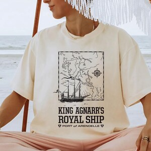 Disney Frozen König Agnars königlicher Schiffshafen von Arendelle Kartenshirt, Disney Frozen Shirt, Disney Familienreise 2025 Shirt,TGSB949