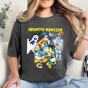 Koszulka Mickey And Friends Disney Halloween Haunted Mansion, Koszulka Disney Family Vacation Trip, Koszulka Disney Matching, NVA110