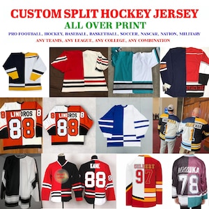 Puede incluir: Un collage de camisetas de hockey personalizadas divididas con varias combinaciones de colores y nombres de jugadores. Las camisetas están divididas por la mitad con diferentes colores y diseños en cada lado. El texto "CUSTOM SPLIT HOCKEY JERSEY ALL OVER PRINT" está en la parte superior de la imagen. El texto "PRO FOOTBALL, HOCKEY, BASEBALL, BASKETBALL, SOCCER, NASCAR, NATION, MILITARY ANY TEAMS, ANY LEAGUE, ANY COLLEGE, ANY COMBINATION" está debajo del título.