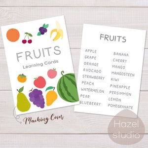 Puede incluir: Un conjunto de tarjetas de aprendizaje de frutas coloridas con ilustraciones de varias frutas, incluyendo una sand&iacute;a, una pera, uvas, un mango, un melocot&oacute;n y un caqui. Las tarjetas est&aacute;n etiquetadas como "FRUITS Learning Cards" e incluyen una cubierta a juego.