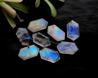 Rainbow Moonstone Step Cut 6X11 MM Gemstone Lot de 8 pièces | Étape de pierre de lune arc-en-ciel naturelle AAA + coupée avec point arrière pour la fabrication de bijoux