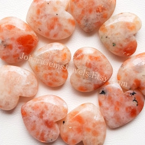 Natürliche Sonnenstein Herzform Cabochon Großhandel Lot nach Gewicht mit verschiedenen Formen und Größen für die Schmuckherstellung verwendet