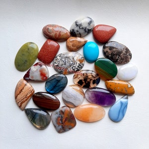 Lote al por mayor de piedras preciosas naturales mixtas de cabujón por peso con diferentes formas y tamaños utilizados para la fabricación de joyas imagen 3