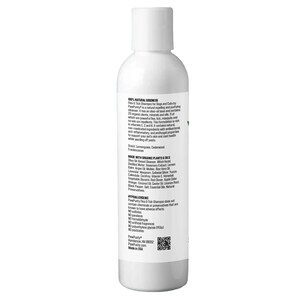 Puede incluir: Una botella de pl&aacute;stico blanca de champ&uacute; para pulgas y garrapatas PawPurity para perros y gatos. La botella est&aacute; etiquetada con el nombre del producto, los ingredientes y un c&oacute;digo QR. La botella es 100% natural y est&aacute; hecha con plantas y aceites org&aacute;nicos. Es hipoalerg&eacute;nica y no contiene parabenos, polietilenglicol, fragancias artificiales, pesticidas ni colorantes.