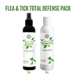 Puede incluir: Dos botellas de 237 ml de spray y champ&uacute; para pulgas y garrapatas para perros y gatos. Las botellas son verdes y blancas con un logotipo de huella de pata y el texto "Paw Purity" en la parte delantera. La botella de spray es verde y la botella de champ&uacute; es blanca. Ambas botellas tienen el texto "Flea & Tick" y "For dogs and cats" en la parte delantera.